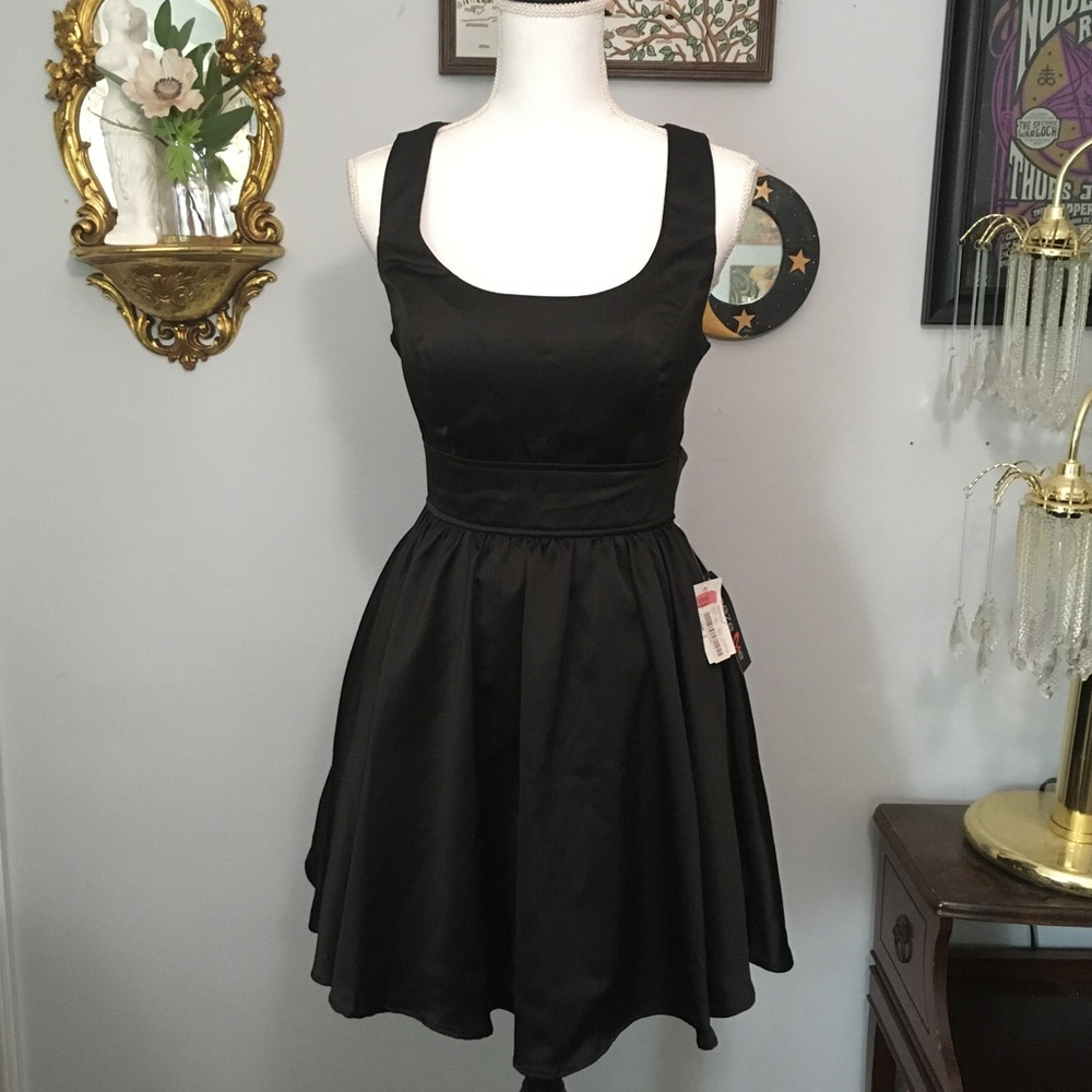 00s Vintage Dead Stock Teeze Me Black Satin Open Back Mini Tulle Dress 5/6